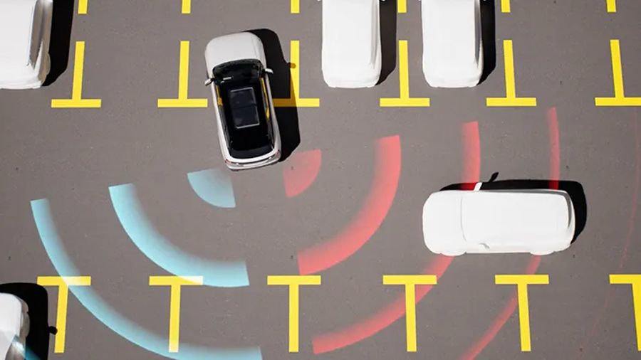 Rear cross traffic alert (RCTA)